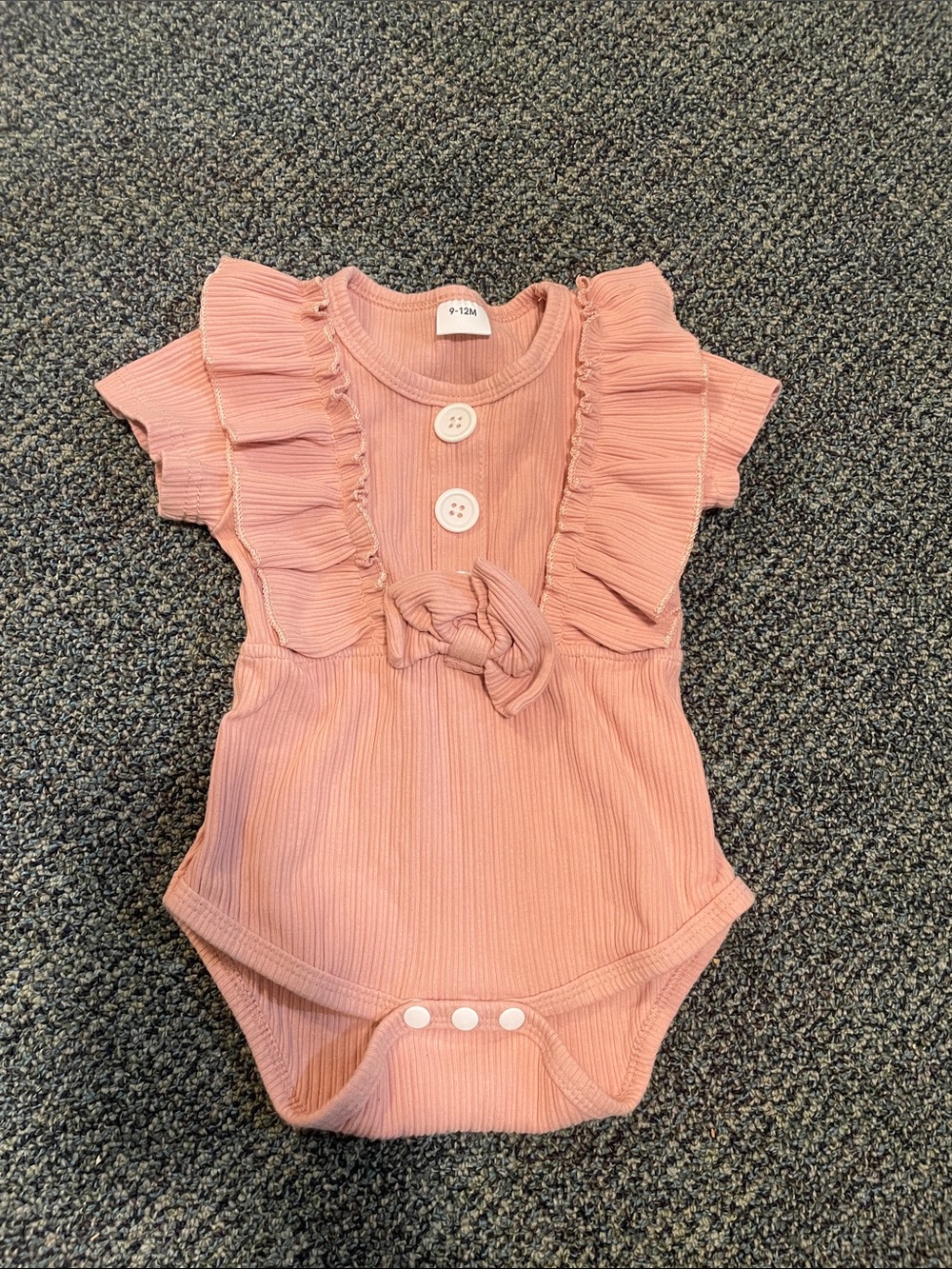 9-12 months Pink ribbed baby outfit bow ruffles